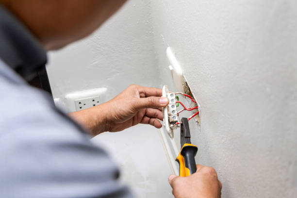 Best Circuit Breaker Repair  in Dover, DE